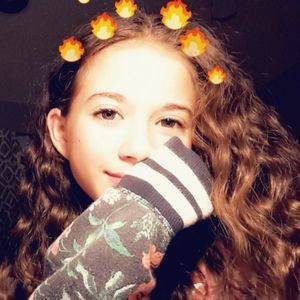 Meet your Posher, Elle